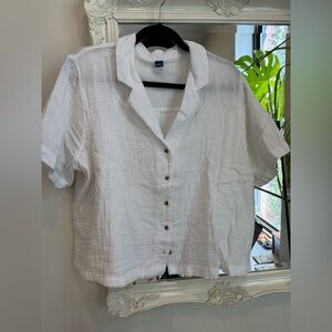 Old Navy Crinkle Gauze Buttondown
